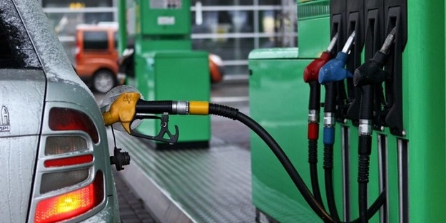 В период с 11 по 14 мая стоимость бензинов и ДТ на АЗС региональных сетей выросла на 10-50 коп/л.