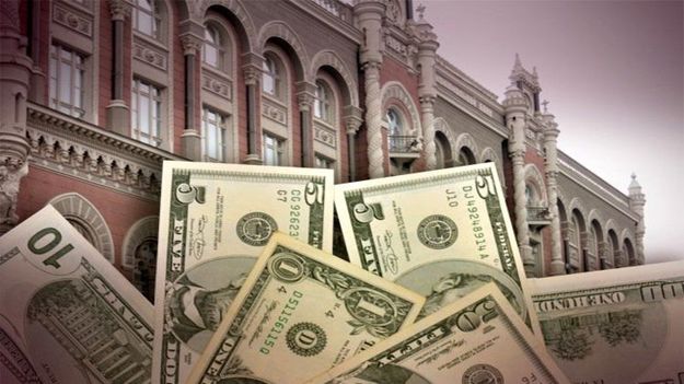 Национальный банк ожидает получение транша от Международного валютного фонда, несмотря на увольнение министра финансов Александра Данилюка.