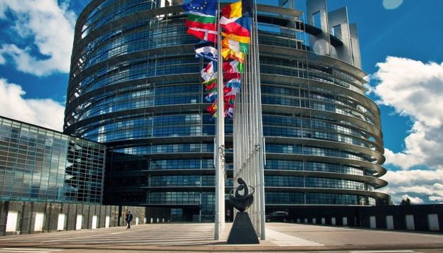 Европейский парламент проголосовал за предоставление Украине 1 млрд евро макрофинансовой помощи.