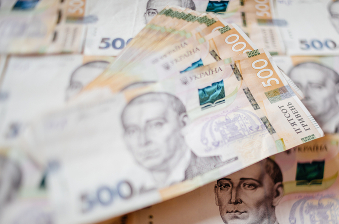 Національний банк України встановив на 20 червня 2018 офіційний курс гривні на рівні 26,4464 гривні за долар.