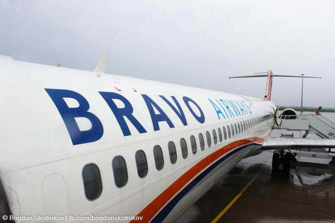 Авиакомпания Bravo Airways отменила 22 июня рейсы в Люблин из Киева и Херсона и обратно, не уточнив причины такого решения.