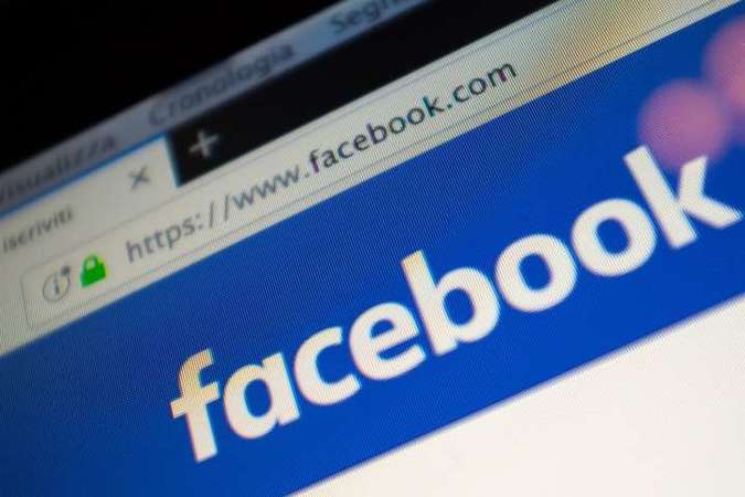 Компанія Facebook у своєму блозі повідомила, що змінює правила реклами фінансових продуктів.