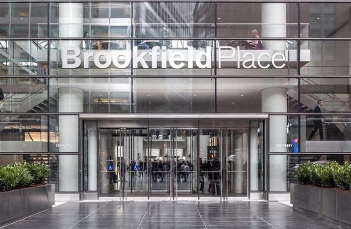 В числе инвесторов проекта Innovation District IT Park (Львов) есть канадская компания Brookfield Asset Management.