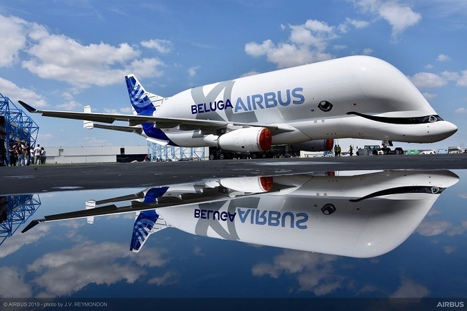 В четверг, 19 июля, из аэропорта Тулуза-Бланьяк совершил свой первый полет новый транспортный самолет корпорации Airbus - Beluga XL, пишет ЦТС.