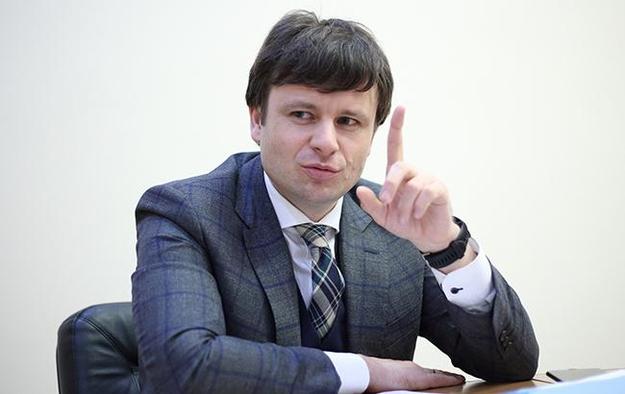 Заступник міністра фінансів України Сергій Марченко подав заяву про відставку.
