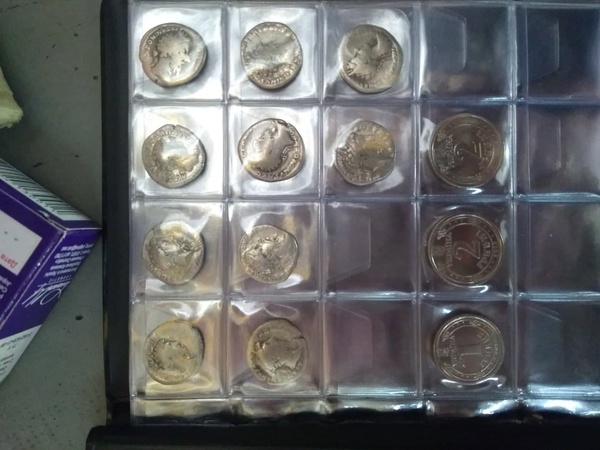 В пункте пропуска «Тиса» в микроавтобусе «Мерседес» украинские пограничники обнаружили старинные монеты, которым около 2 тыс.