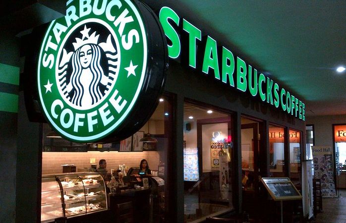 В рамках партнерства с Microsoft и оператором Нью-Йоркской фондовой биржи (NYSE) корпорацией Intercontinental Exchange (ICE) сеть популярных кофеен Starbucks предложит своим клиентам возможность покупать любимый напиток за биткоины.