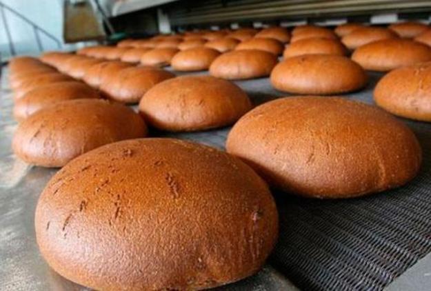 Дефіцит якісного зерна на ринку може стати причиною подорожчання хлібобулочних виробів в Україні на 30-35%.