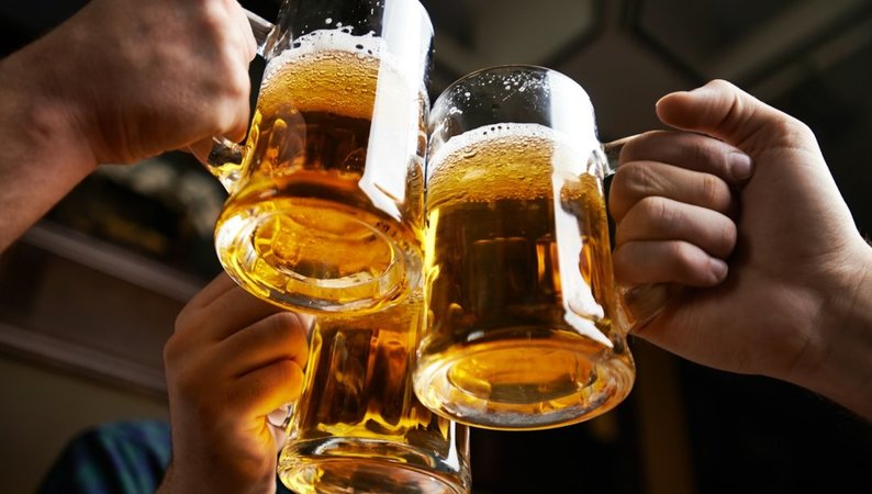 Украинские производители пива в прошлом году экспортировали в Евросоюз 11 миллионов литров пива, что составило 3% от общего объема пива, завезенного в ЕС из других стран.