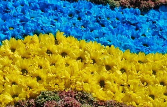 Глава Национального банка Яков Смолий поздравил всех с Днем независимости Украины.