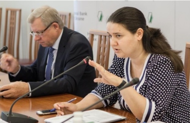 Ключевым риском для финансовой стабильности Украины является задержка в возобновлении сотрудничества с Международным валютным фондом.