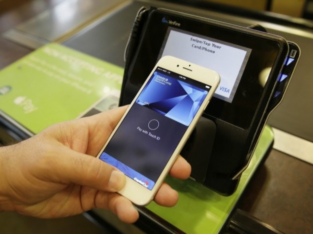 Украинские банки разрабатывают мобильные приложения для запуска новой услуги — покупки ОВГЗ со смартфона.