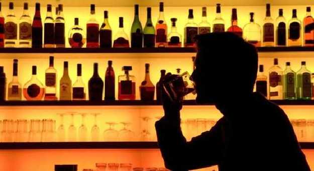 З 2 жовтня в Україні на 5-20% підвищилась вартість алкогольних напоїв в результаті підняття мінімальних роздрібних цін.