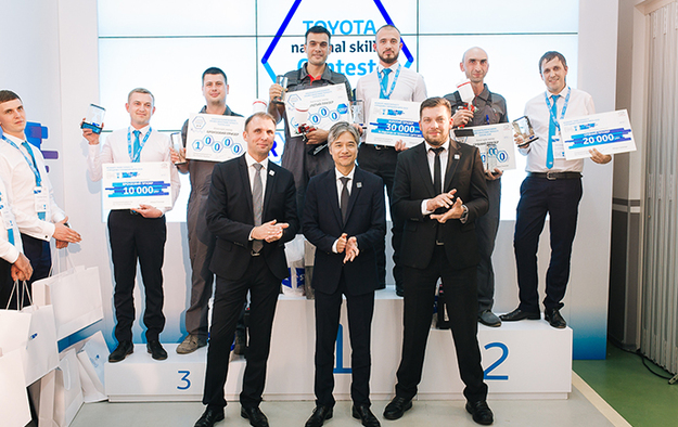 21 сентября 2018 в Киеве состоялся девятый Национальный конкурс профессионального мастерства ToyotaSkillsContest и второй конкурс мастерства по продажам гибридных автомобилей ToyotaHybridContest.