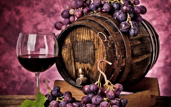 3 жовтня на засіданні Кабінету Міністрів України прийнято постанову, яка спростить процес отримання ліцензій для малих виробників винопродукції.