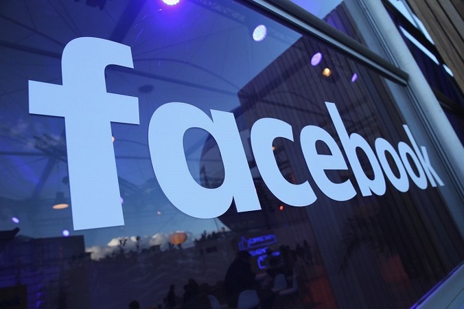 Соціальна мережа Facebook виходить на ринок з лінійкою дисплеїв.