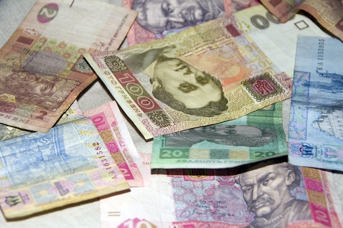 Национальный банк оставил официальный курс гривны на уровне 28,08 гривен за доллар.