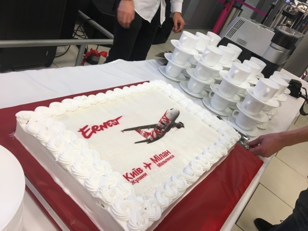 19 жовтня 2018 року авіакомпанія Ernest Airlines відкрила два нових напрями зі столичного аеропорту — Київ-Рим та Київ-Мілан (Мальпенса).