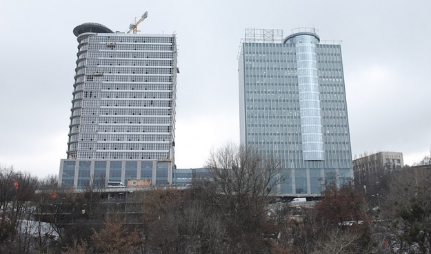 Компания UCPIH Ltd, которая входит в группу компаний Dragon Capital, завершила сделку по приобретению у Укрсоцбанка бизнес-парка Horizon Park Business Center площадью 69,030 кв.