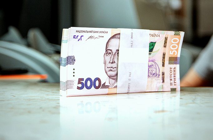 Национальный банк выдал финансовой компании «Профинеф» лицензию на перевод средств в гривнах без открытия счетов.