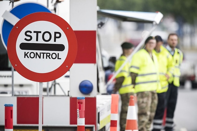 Людей, въезжающих на территорию Евросоюза, вскоре на границе будут контролировать не сотрудники погранслужбы, а специальная компьютерная программа, сообщает Deutsche welle.