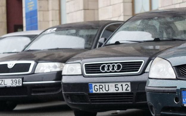 В Украине в течение недели растаможили 74 автомобиля на еврономерах.