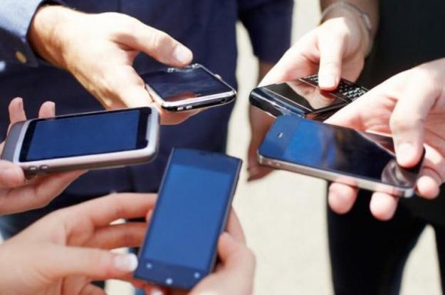 Услуга по переносу абонентских номеров мобильных операторов заработает, как и определено законодательством, с 1 мая 2019 года.