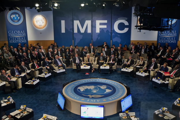 Міжнародний валютний фонд 18 грудня розгляне питання продовження співпраці з Україною.