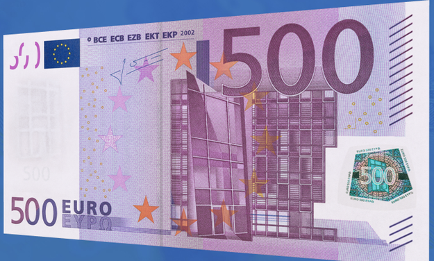 Европейский центральный банк прекратил печать банкнот номиналом 500 евро первой серии, которые были введены в обращение в 2002 году.