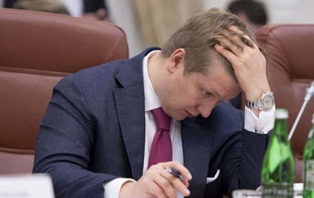 Глава НАК «Нафтогаз Украины» Андрей Коболев решил направить все свои доходы в период с начала февраля и до конца текущего года на благотворительность.