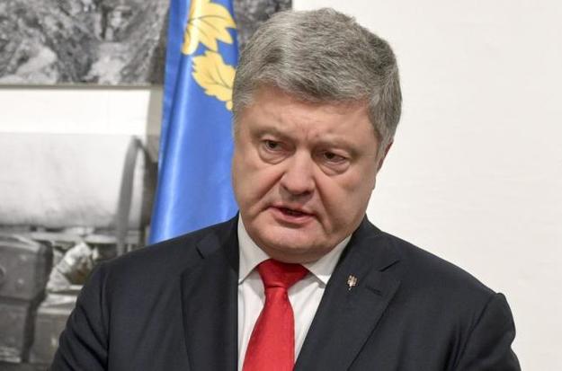 Президент Украины Петр Порошенко надеется на поддержку Верховной Рады в вопросе введения налога на выведенный капитал.