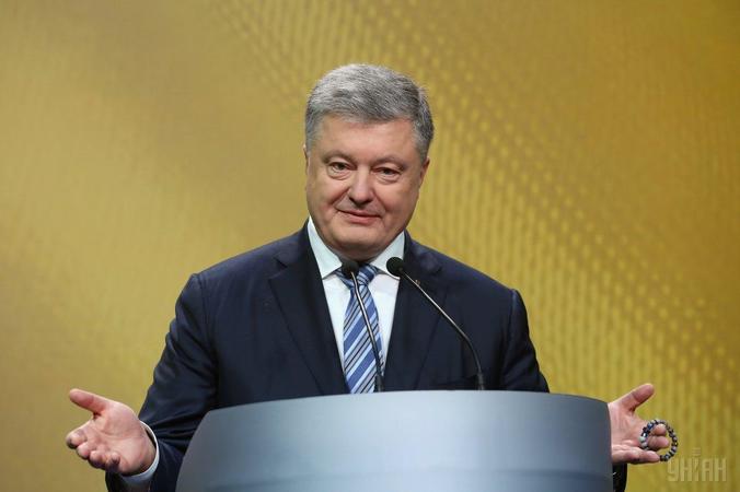 Найбагатшим кандидатом в президенти з доволі великим відривом є Петро Порошенко.