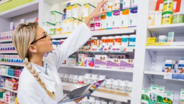 Держпродспоживслужба за результатами планових перевірок аптечних закладів зафіксувала порушення діючого законодавства з ціноутворення на лікарські засоби у двох третинах випадків.