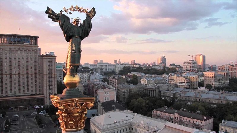 Киев занял первую строчку в рейтинге туристических городов Европы для бюджетного путешествия.