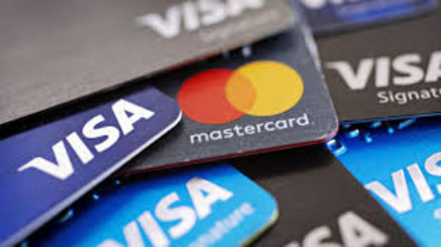 США рассматривают возможность ввести финансовые санкции, которые могли бы запретить Visa Inc., Mastercard Inc и другим финансовым учреждениям проводить операции в Венесуэле.