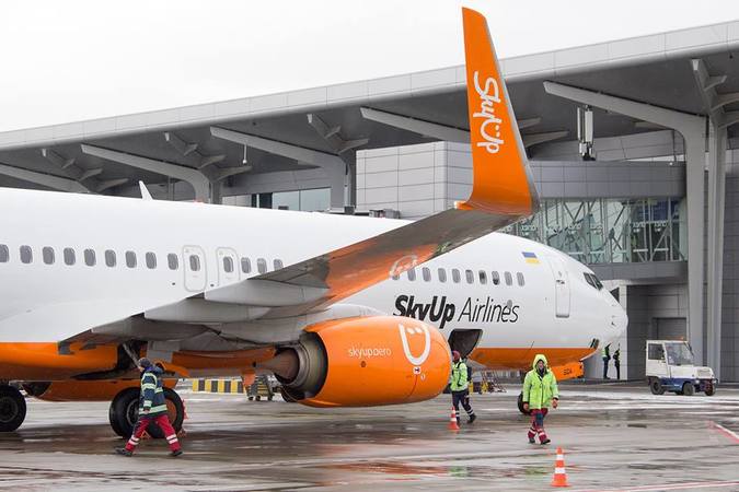 Лоукостер SkyUp открывает четыре новые регулярные рейса из Одессы в города Италии, Испании, Грузии и Армении.