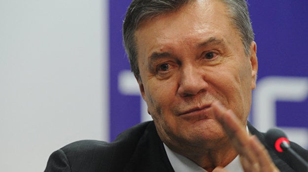 Євросоюз протягом останніх років виключив із санкційних списків дев'ять осіб з оточення екс-президента, що втік з України, Віктора Януковича.