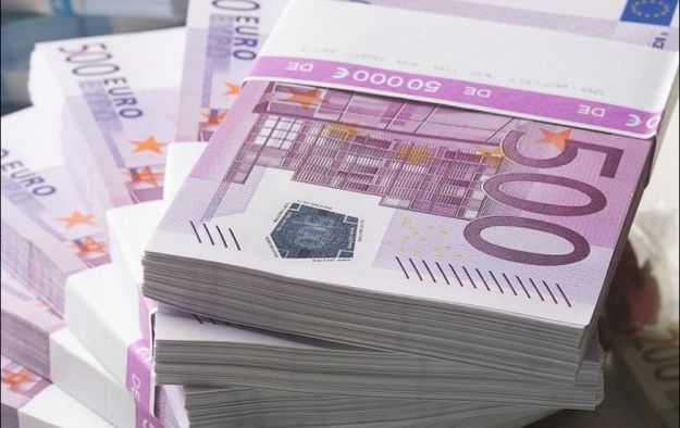 ФРГ и Австрия с 26 апреля прекратят выпускать купюры номиналом в 500 евро.
