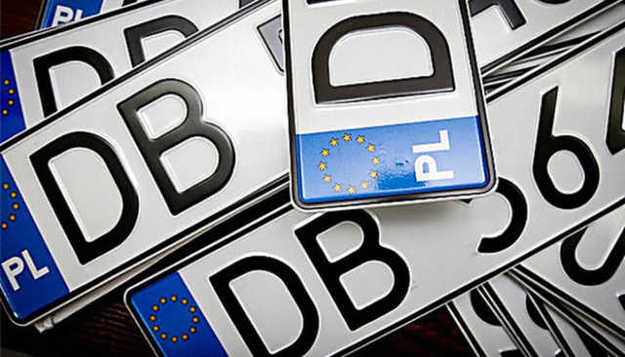 З 24 травня зростуть штрафи для власників авто на іноземних номерах, які не були розмитнені в установлений законом термін.