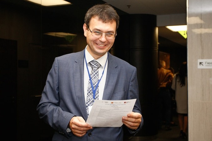 Команда обраного президента Володимира Зеленського підготувала законопроект про введення в Україні загальнообов'язкового декларування доходів громадян.