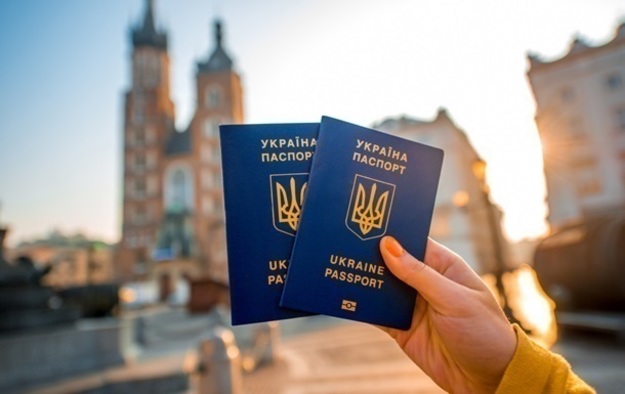 Более 2,5 млн украинцев уже воспользовались безвизовым режимом между Украиной и странами ЕС.