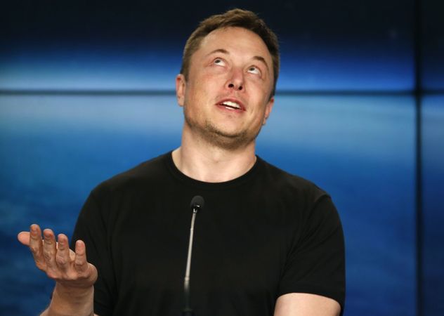 В 2018 году генеральный директор автомобильной компании Tesla Илон Маск заработал 2,28 млрд долл.