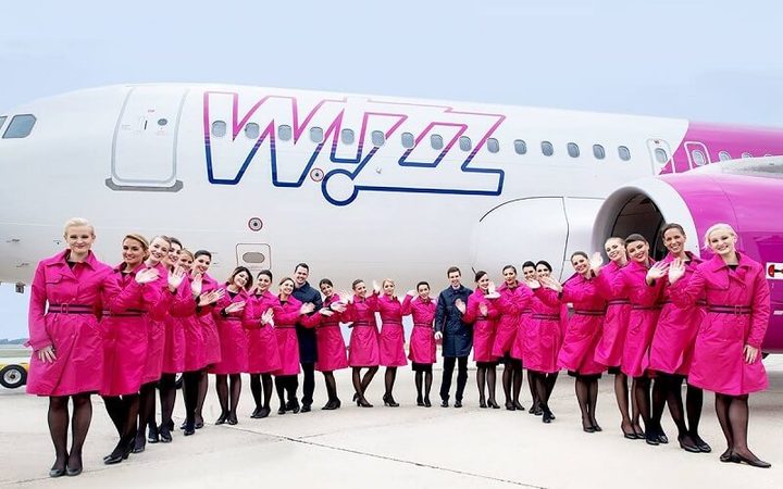 Венгерский лоукостер Wizz Air за 2019-й финансовый год, закончившийся 31 марта, получил чистую прибыль в размере 291,6 млн евро, что на 6% больше по сравнению с 275,1 млн евро годом ранее.