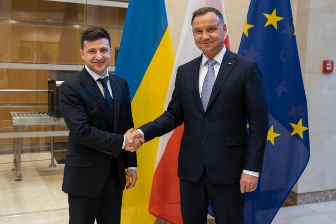 Украина готова выполнить необходимые условия для того, чтобы Европейский Союз принял решение предоставить второй транш макрофинансовой помощи в размере 500 млн евро, передает Укринформ.