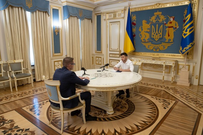 Президент Володимир Зеленський заявив про намір боротися з контрабандою.