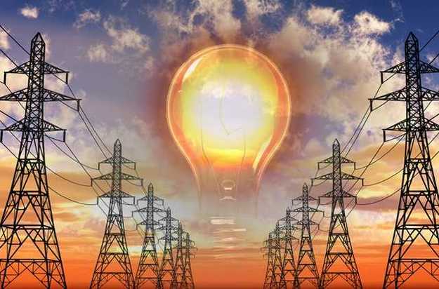 Кабинет министров ввел граничные цены на электроэнергию, чтобы избежать возможного роста тарифов в связи с запуском нового рынка электроэнергии с 1 июля, передает ЭП.