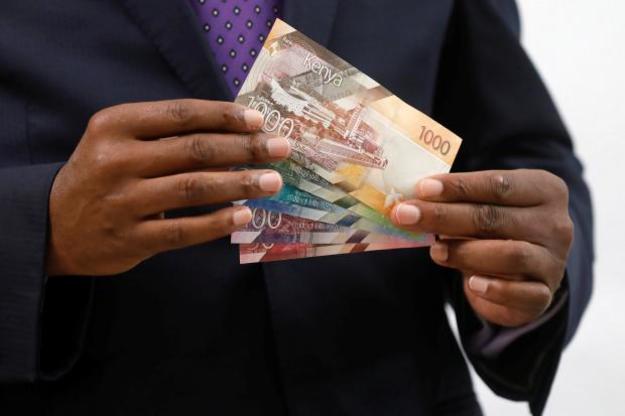 Уряд Кенії планує до 1 жовтня 2019 року вивести з ужитку банкноту номіналом в 1 тис шилінгів ($10) в цілях боротьби з корупцією, контрафактом і відмиванням грошей.
