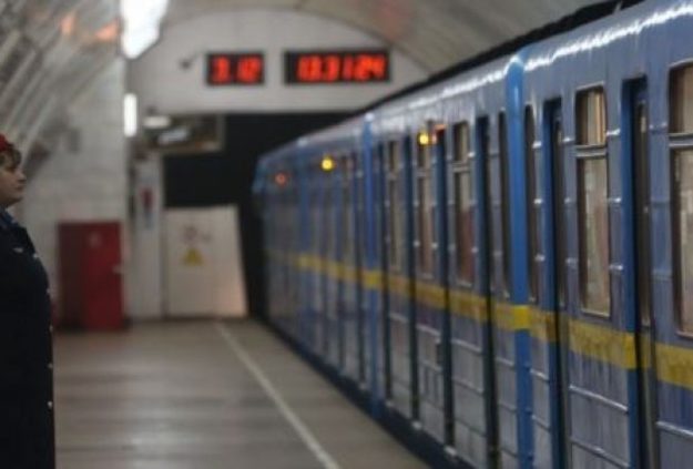 Столична прокуратура оголосила підозру головному бухгалтеру Київського метрополітену.