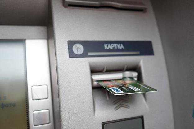 У Житомирській області невідомі викрали гроші з банкомату в сільській раді.