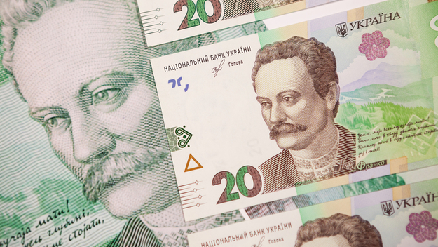 Фальшивомонетчики чаще всего подделывают гривневые банкноты номиналами 500, 100, 200 и 50 гривен старого образца, тогда как подделки купюр нового образца почти не встречаются.